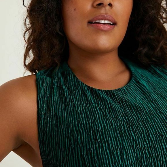 Anthropologie Adrienne Twist-Back Velvet DRESS - Picture 5 of 7